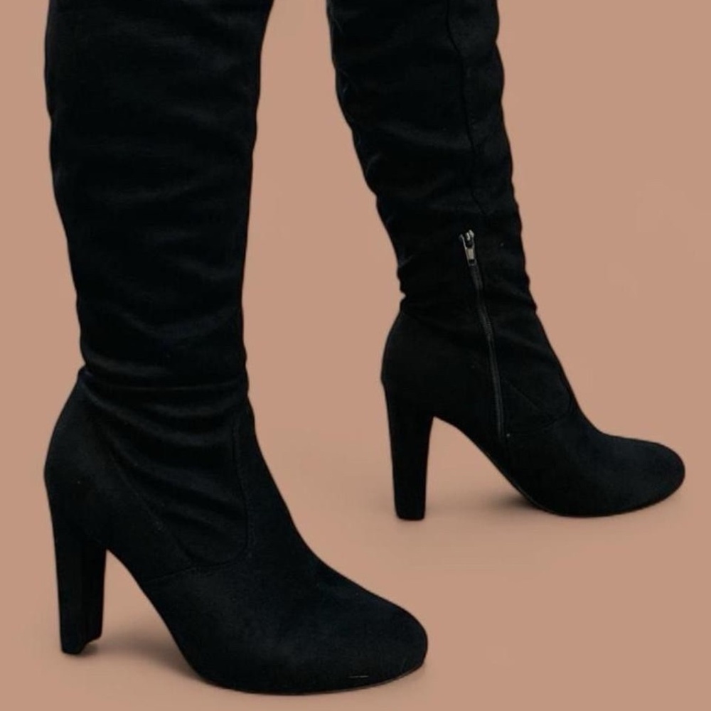 NWOB MISS LOLA Rise to the Top Thigh High Chunky High Heel Boots, Black 6.5